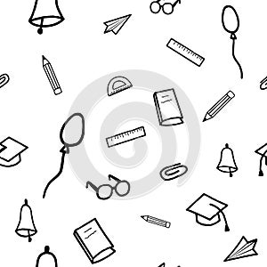 School seamless pattern. Drawings of school supplies on a white background