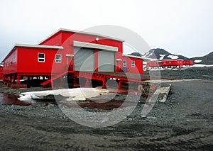 Science Station Antarctica