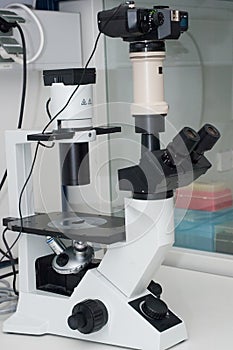 Scientific microscope