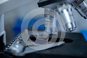 Scientific microscope data analysis in the laboratory