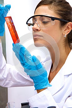 Scientist woking in a lab