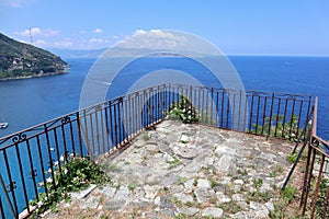 Scilla - Stretto di Messina dalla terrazza di Castello Ruffo
