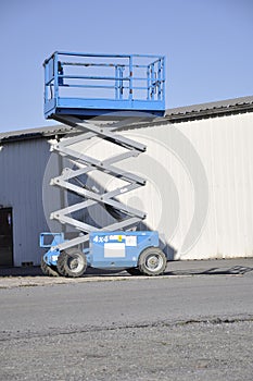 Scissor lift