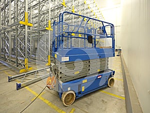 Scissor lift