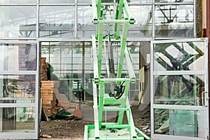 Scissor Lift Platform with hydraulic system at a construction site