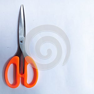 Scissors closed position top view