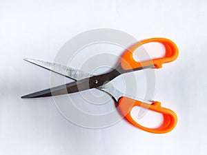 scissors open position top view