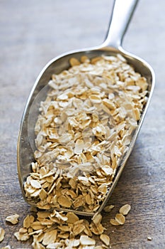 Scoop of oats