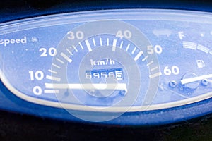Scooter speedometer, scooter speed sensor on the steering wheel.