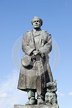 Scott of the Antarctic Statue photo