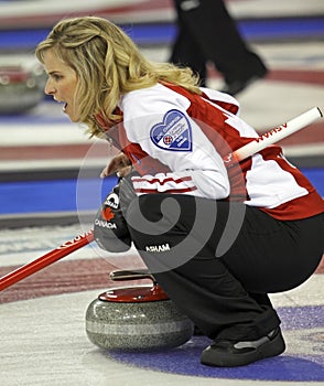 Scotties curling jennifer jones shouts