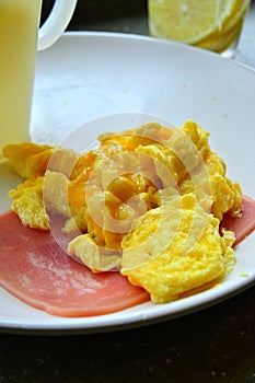 Scramble egg and Ham breakfast