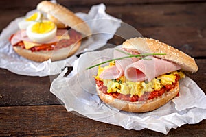 Scrambled egg sandwich