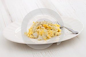 Scrambled eggs plate