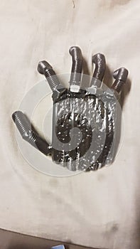 scrap metal sculpture metal recycling hand 3