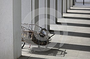 A scrap trolley standing in a richer district of WrocÅ‚aw