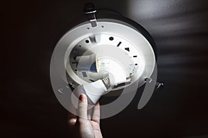 Screwing energy-saving LED light bulb