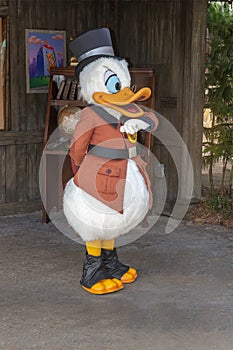 Scrooge McDuck, Disney World, Travel, Animal Kingdom