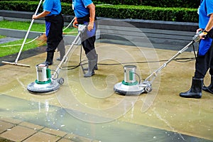 Scrubber machine for cleaning