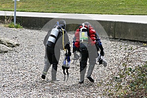 Scuba Divers v1