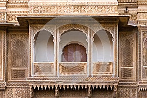 Sculpted balcony