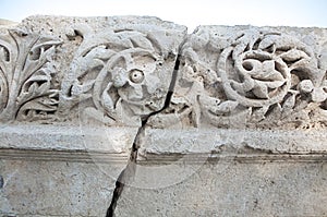 Sculpted Stone Roman Column Pillar Head