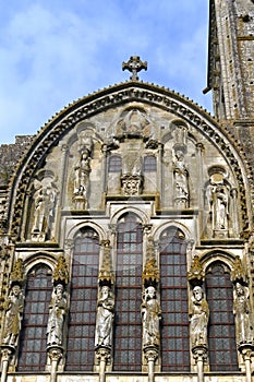 Sculptor art in frontage of church la Madeleine