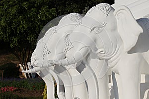 Sculpture, architecture and symbols of Buddhism, Thailand