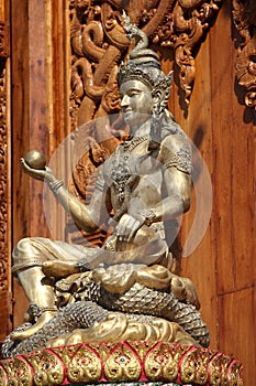 Sculpture, architecture and symbols of Buddhism, Thailand