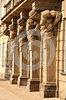 SCULPTURES ON OLD BUILDING