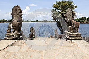 Sculptures at Srah Srang in Angkor