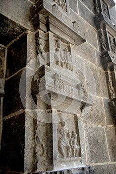 Sculptures on the walls of Arulmigu Arunachaleswarar Temple, Thiruvannamalai, India