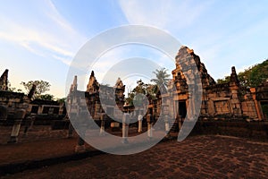 Sdok Kok Thom, Khmer temple