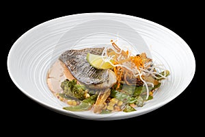 Sea bass fillet, with smoked paprika and WOK vegetables