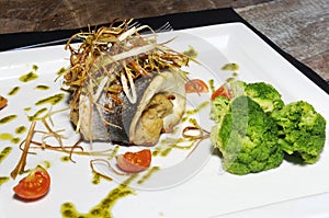 Sea Bass Fish, Tomato and Broccoli - Diet Food