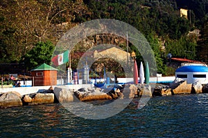 Palmaria Island: bathing establishment with Italian flag bunk rocks and bunker