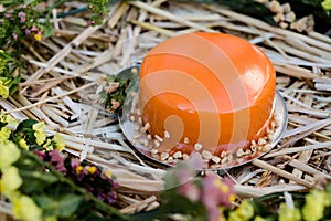 Sea-buckthorn cake with nuts