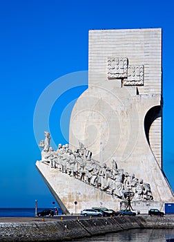 Sea discoveries monument