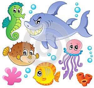 Sea fishes and animals collection 4