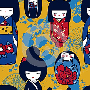 Seamles pattern with traditional japanese dolls - kokeshi and sakura flowers