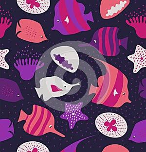 Seamless background with cute fishes, jellyfishes. Marine texture. pattern with sea creatures