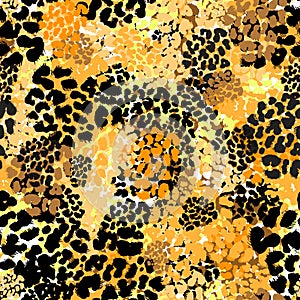 Seamless brushpen textile leopard pattern grunge texture