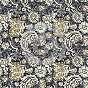 Seamless elegant paisley pattern