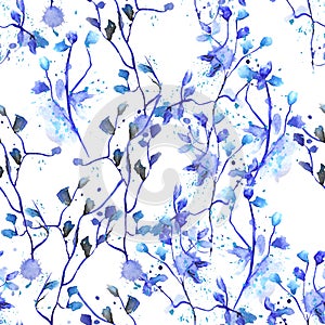 Bezešvý vzor akvarel modrý květiny na modrý listy namalovaný 