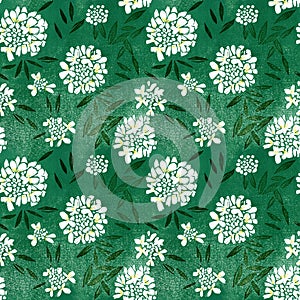 Seamless floral pattern with white flowers