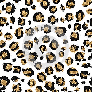 Seamless leopard pattern with gold glitter design