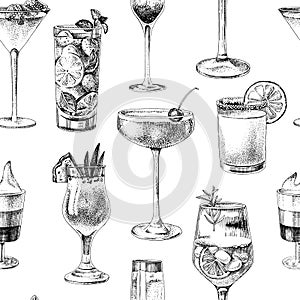 Seamless monochrome pattern with alcohol cocktails