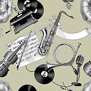 Seamless pattern background with engraved vintage drawing of musical instruments, gramophone, vinyl records and vintage audio