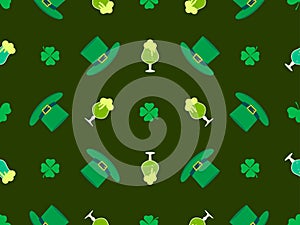 Seamless pattern with clover leaves, glasses of beer and leprechaun hat for St. Patrick\'s Day. Green mugs of beer with foam.