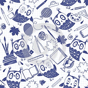 Seamless pattern with cute owls and school supplies on pa